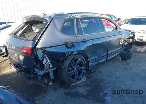 2024 Volkswagen Tiguan 2.0T Se R-Line Black z USA, uszkodzony, nr VIN 3VVCB7AX9RM104445